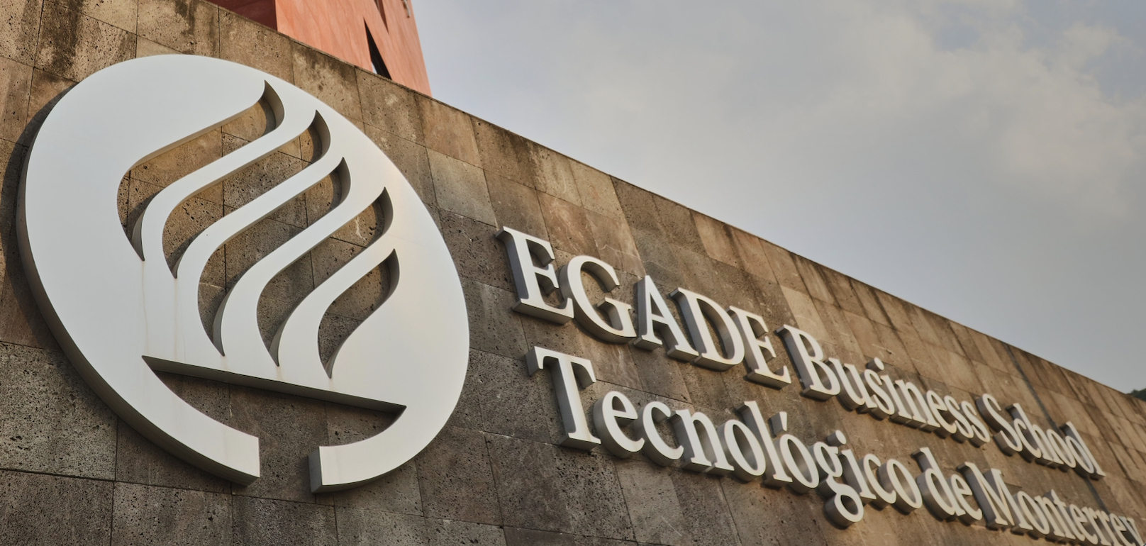 EGADE Business School y el Consejo Coordinador Empresarial firman convenio para impulsar prácticas sostenibles en México